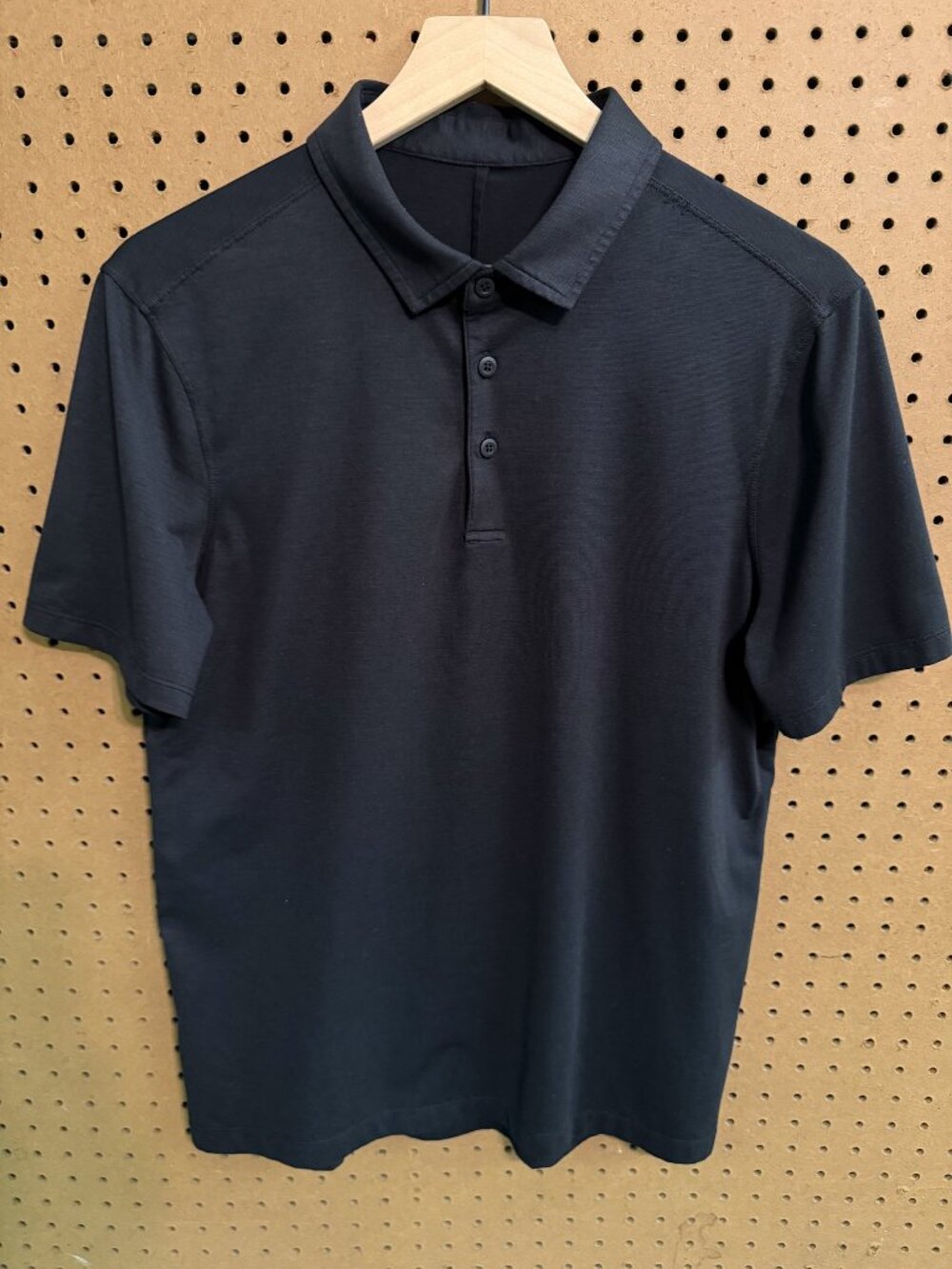 lululemon Men's Polo Shirt Black Short Sleeve Men's M